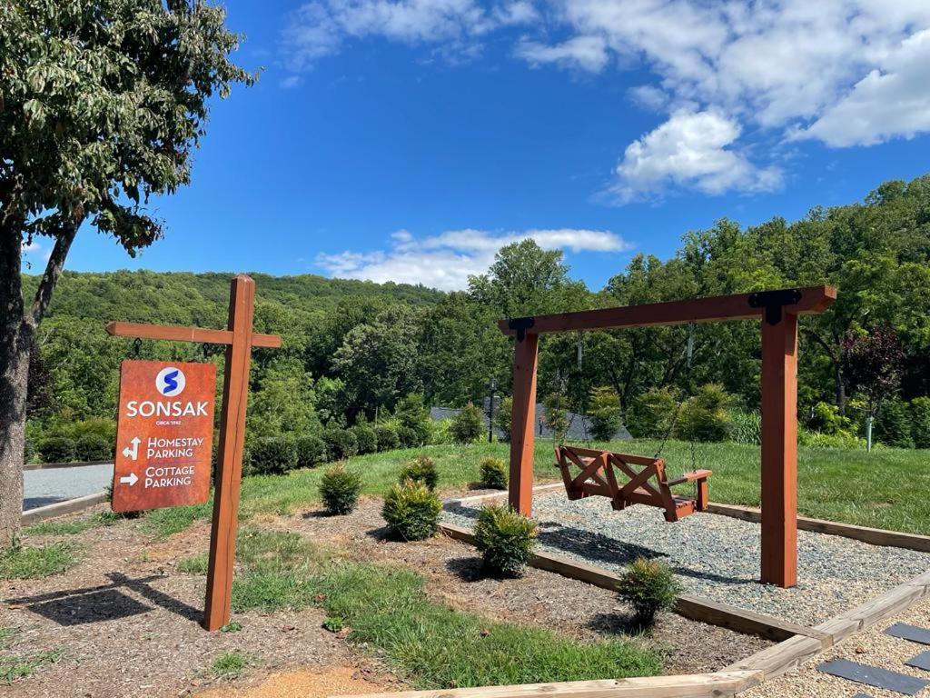 Appartamento Sonsak - Unit 5 Charlottesville Esterno foto